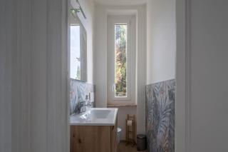 Focaincontromano Apartment with Sea View, Genoa - 6