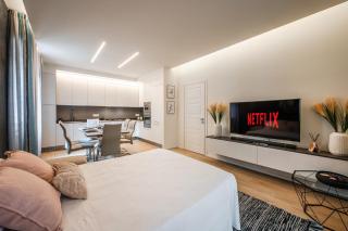 TERRAZZA D'ORO - Large terrace and free parking - 1