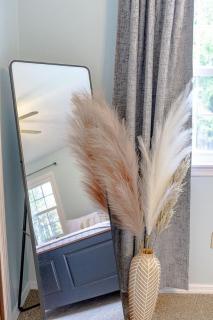 3BR Getaway Pickleball Court, Pool hot tub - 1