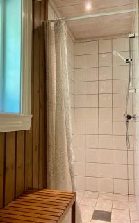 Tømmerhytte i idylliske omgivelser - 5