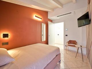 Narcissus House - 7