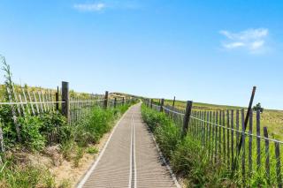 All Decked out Greenery and waves - 7