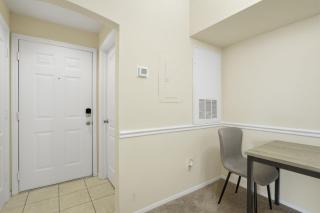 Upscale 1BR Apartment Home - 3
