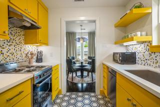 Mid-Century Mod-Pad - East Downtown - 3