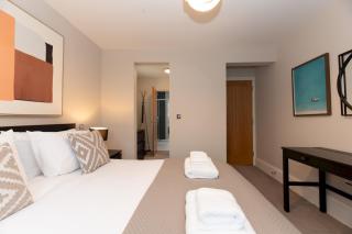 Stunning 1 BR Surbiton with views, near station - Pass the Keys - 1