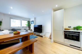 Lovely, spacious 2BR Apartment central Kingston - Pass the Keys - 9