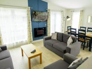 Oakdene 3 Bedroom Signature Lodge with Hot Tub - 5