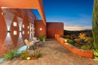 Travelers' Dream Home, King Beds, Hot Tub, Grill, Near Trails, Views - 5