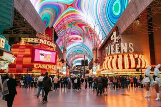 Nirvana Escape, Pool, hot tub, game room, home gym! - 7