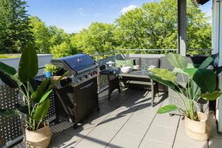 Luxus City Apartment - für Gruppen & Familien mit Whirlpool, Terrasse & Grill - Top Lage - 3