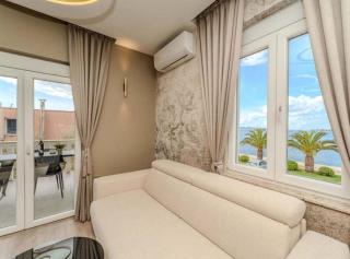 Luxury Apartments & Suites Dijan - 4