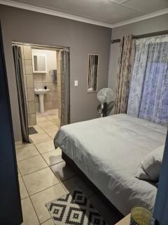 Wattlewood Cabins - 8