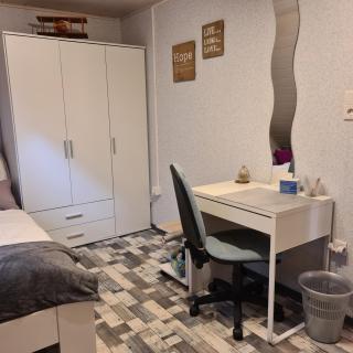 ,, Himmelsblick "Apartment komplett möbliert,direkt an der Haltestelle, nach Heidelberg,Mannheim ,Weinheim - 8