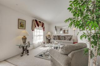 8 Mi to Sea! Snowbird Haven with Porch in Palm Coast - 7