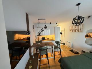 Royal Balkan Square Apartman - 9