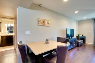 Walk to Everything! Pet-Friendly Old Town Condo - 4