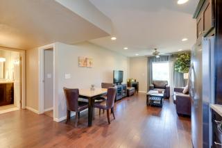 Walk to Everything! Pet-Friendly Old Town Condo - 2