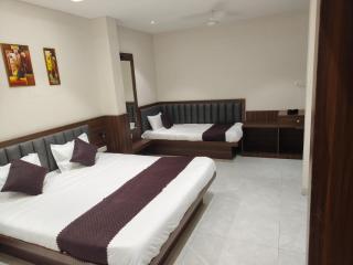 Hotel Bhasmaarti Ujjain - 0