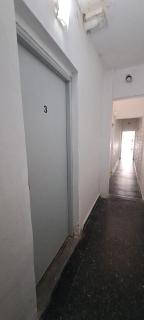 YRIGOYEN a pasos de PEATONAL - 8