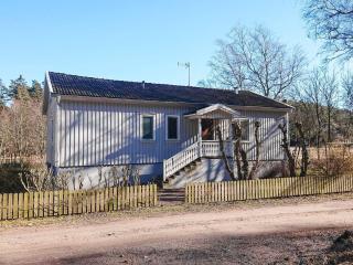 4 person holiday home in LYSEKIL - 0