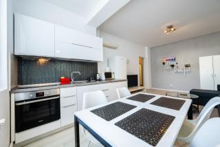 Rosetti Blanc - Modern 1BR in City Center - 8