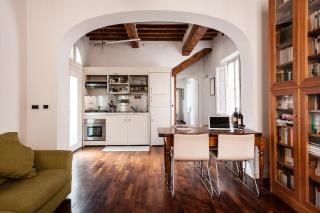 Spacious 2BR Apartment for Families Central & Quiet Pisa - 5