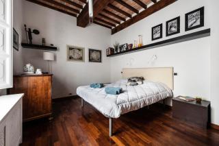 Spacious 2BR Apartment for Families Central & Quiet Pisa - 3