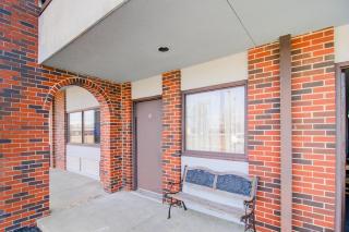 OYO Malden Airport Inn - 8