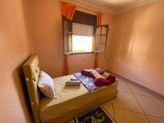 Modern 2-Bedroom Apartment with 2BR - Quiet View & Prime Location - 8