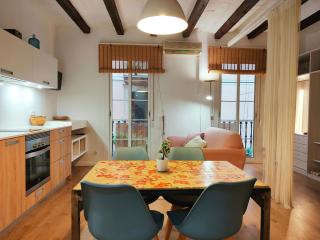 Best location in El Born modern super comfy - 0