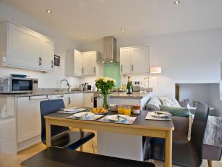 Curlew 4 - The Cove - 7