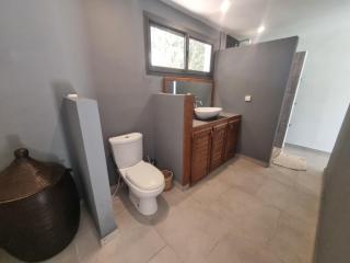 Vince saly house 1 - 7