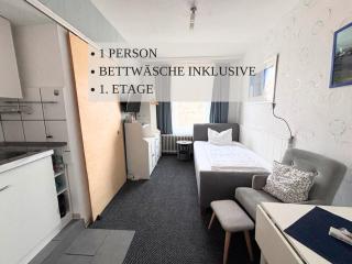 Haus Krabbe Apartments, zentral gelegen zwischen Bremerhaven und Cuxhaven, Hunde kostenfrei willkommen, hauseigene kostenfreie Parkplätze, Unterstellmöglichkeit für Fahrräder und E-Bikes - 3