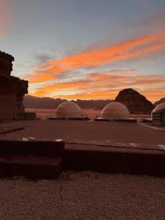 Red Twilight Camp - 6