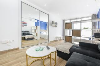 Central studio with balcony, close to the sea - 3
