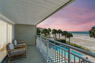 Beachfront Bliss - Outdoor Pool - Sleeps 10 - 0