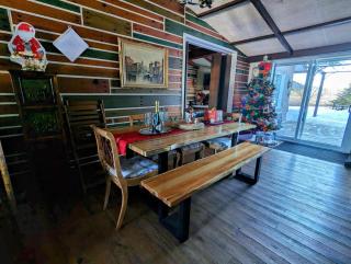 Tranquil lakeside chalet with spa - bike, hike, golf - 2