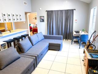 Fantastic Quiet Condo with Private Bedroom and Bathroom - 8