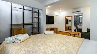 Kite Beach Oceanfront Two Bedroom Patio and Garden - 3