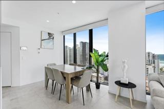 Stunning Modern Coastal Retreat - 1