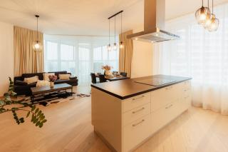 BNB Panorama City Luxury Retreat - 9