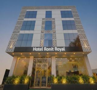 Hotel Ronit Royal- Near Delhi Aerocity with Airport Pickup - 0