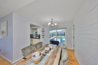 NEW! Private Peaceful Cozy Family Paradise with Saltwater Heated Pool Near Anna Maria - 5