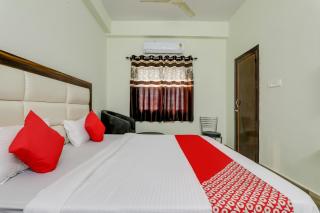 Hotel Navya Grand - 4