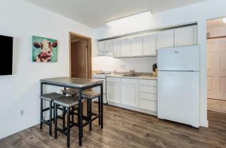 Ground-floor Bend Condo near Pioneer Park - 5