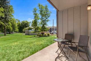 Ground-floor Bend Condo near Pioneer Park - 2