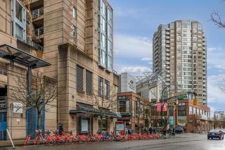 BC Place & Rogers Arena Downtown Modern Condo - 7