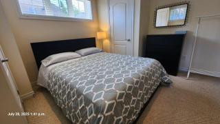 Spacious 2 BR, 3 beds, sleeps 6, kitchen, laundry - 1