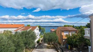 Apartments in Tkon - Insel Pasman 53913 - 2