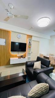 Peaceful Ved Van View Apartment Hyde Park Noida - 0